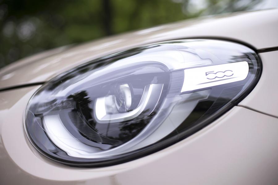 Детали экстерьера Fiat 500X Cross (334) 2019 года  (JP) (фото 13 из 24)